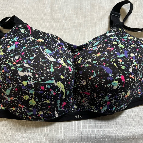 VSX Black Bra with Modern Artistic Flair - Picture 6 of 7